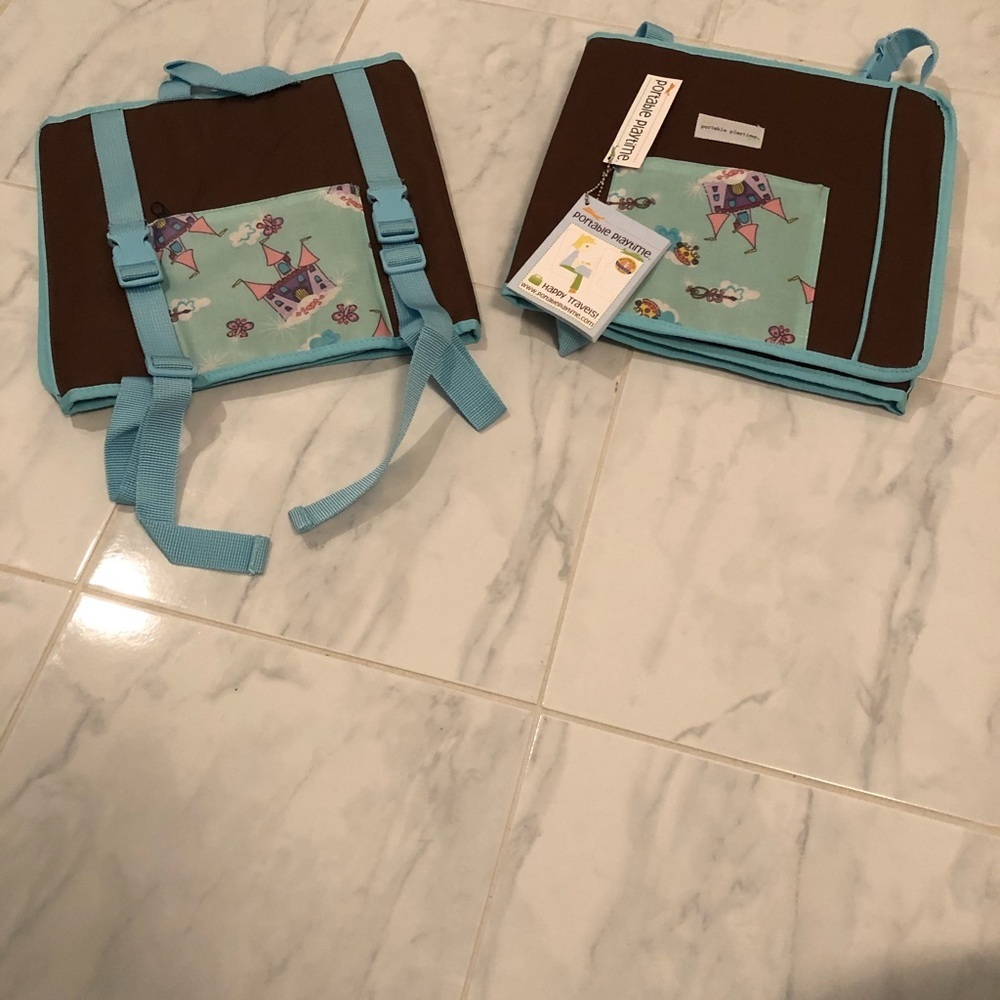 2 Portable playtime.  Backpack / desk play mat.